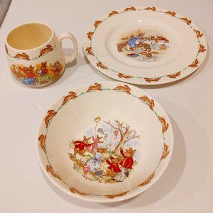 Royal Doulton "Bunnykins" English fine bone china
